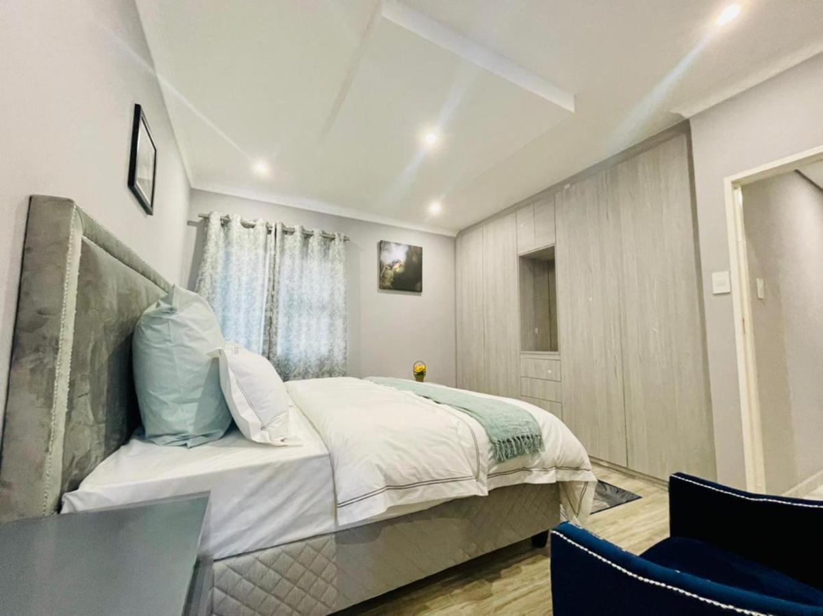 Villa Cozier Glitz à Le Cap Extérieur photo