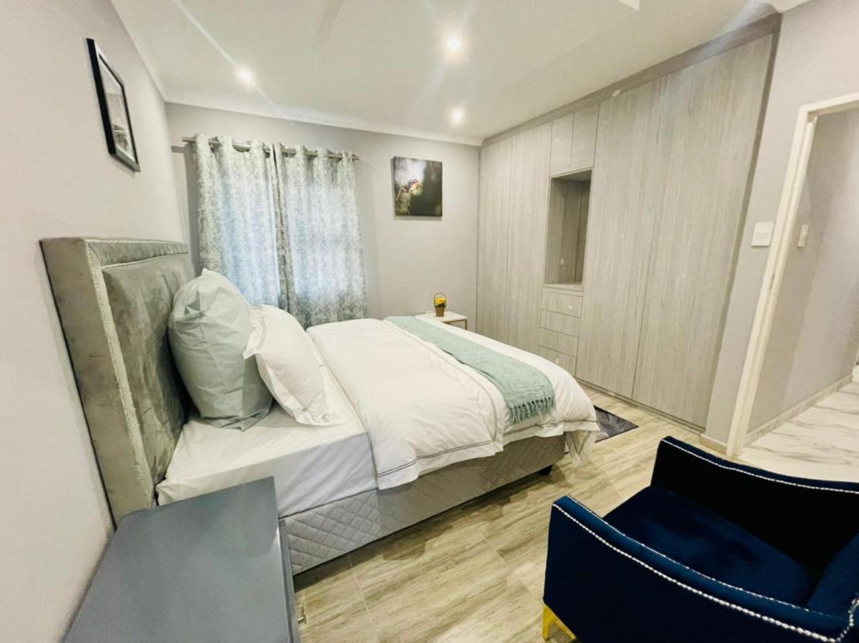 Villa Cozier Glitz à Le Cap Extérieur photo